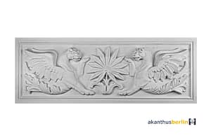 OP 04 Ornamentplatte mit Greifen